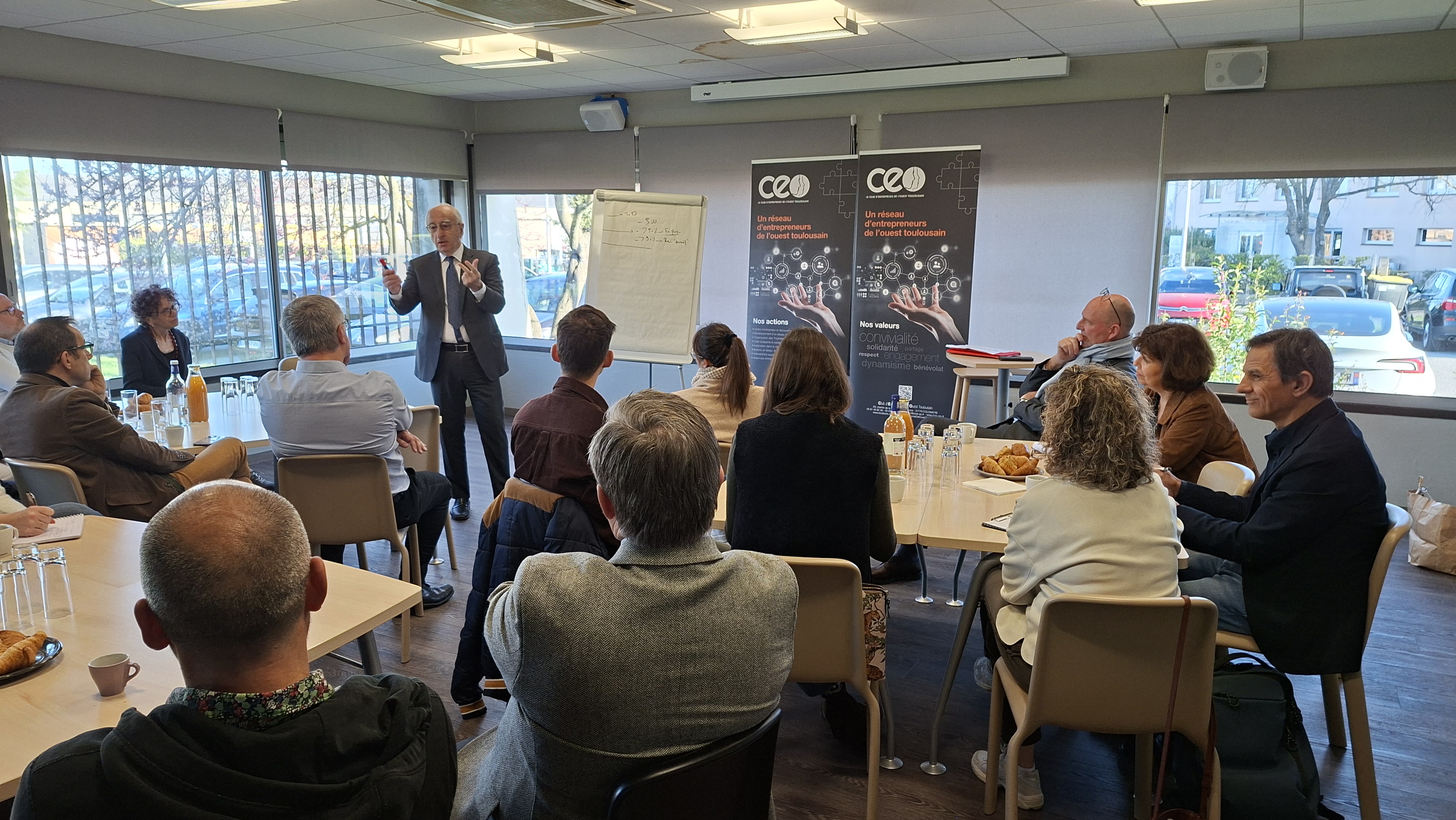 Café-croissants du CEO